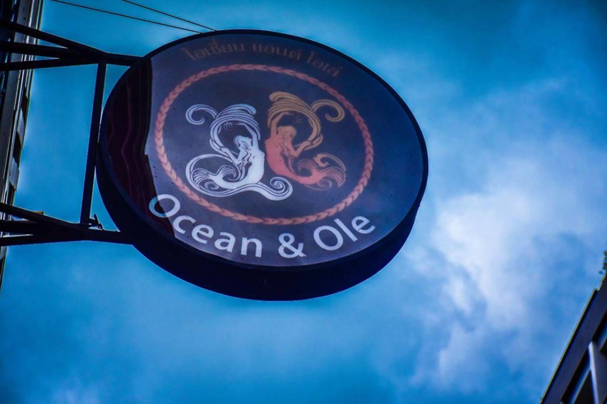 Ocean And Ole Patong Hotel Buitenkant foto